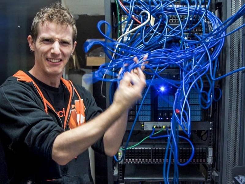 Five reasons why messy cables are bad